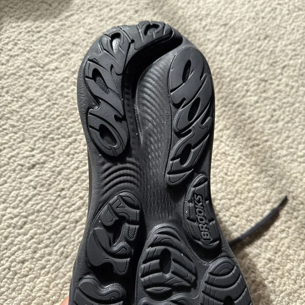 Brooks Adrenaline GTS 24 Running Shoes Black/Ebony | Mens Size 10.5 2E
